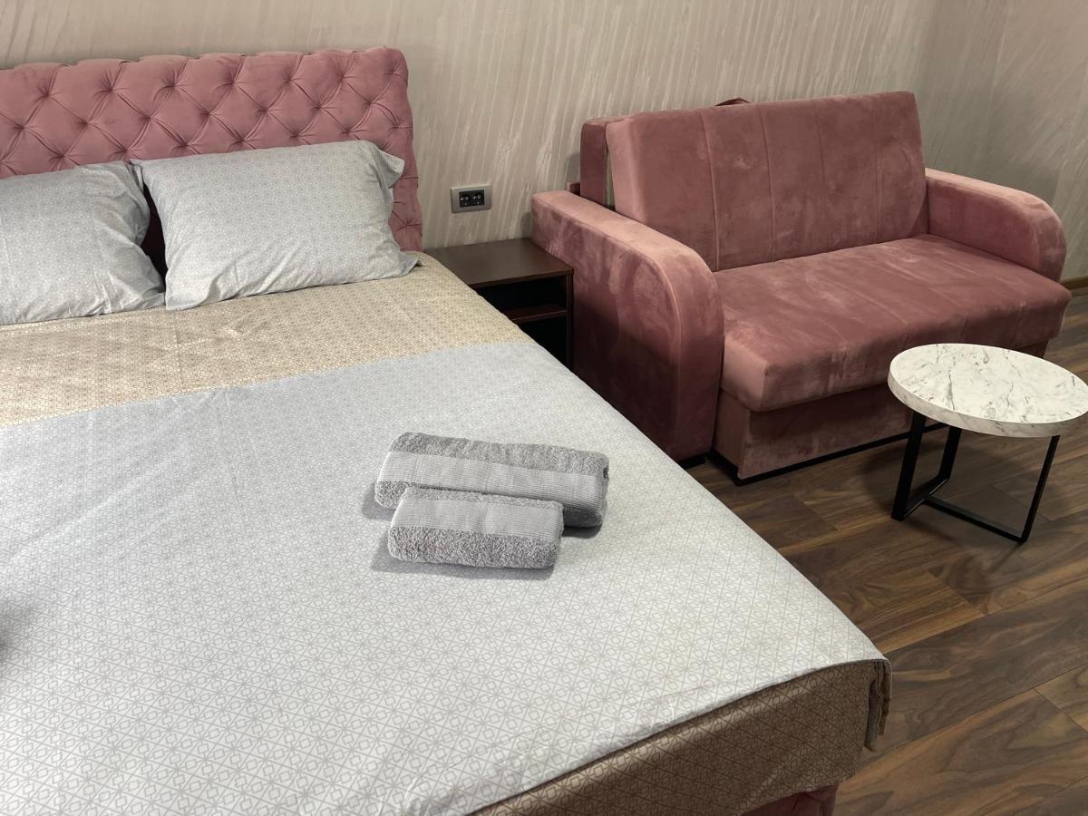 Pink House Apartments Jagodina Exterior foto